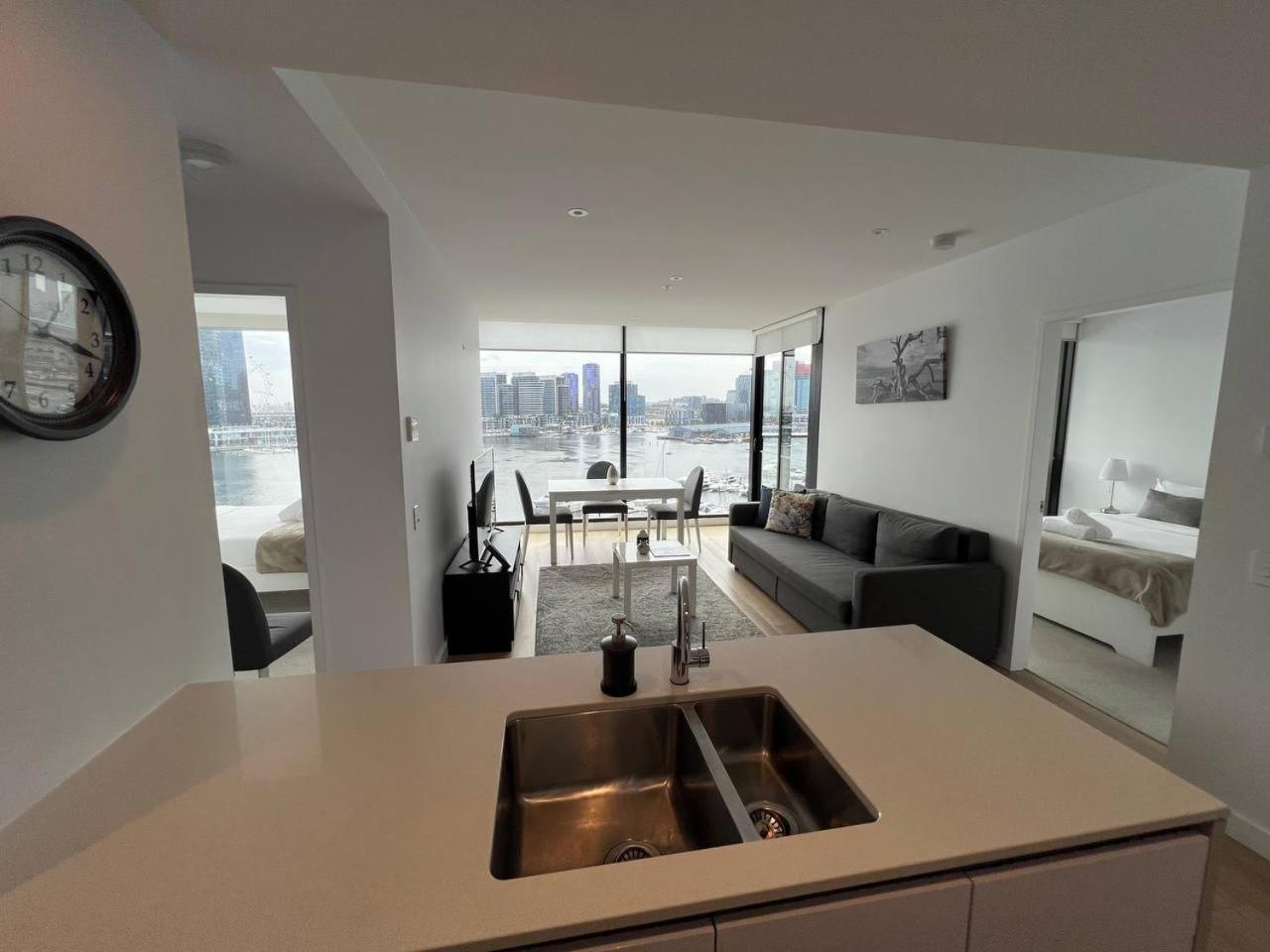 Pars Apartments - Collins Wharf Waterfront, Docklands Melbourne Exterior photo