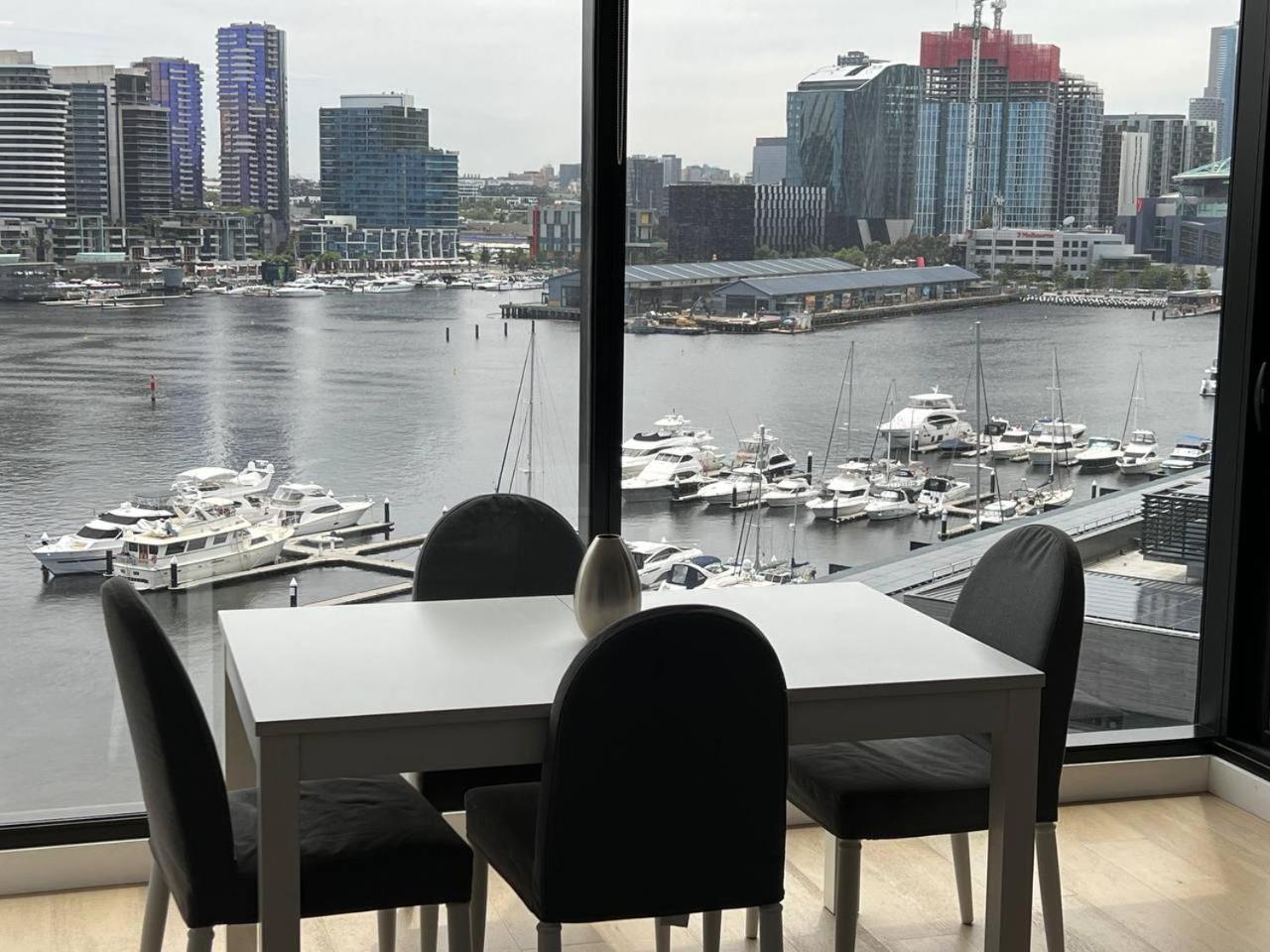 Pars Apartments - Collins Wharf Waterfront, Docklands Melbourne Exterior photo